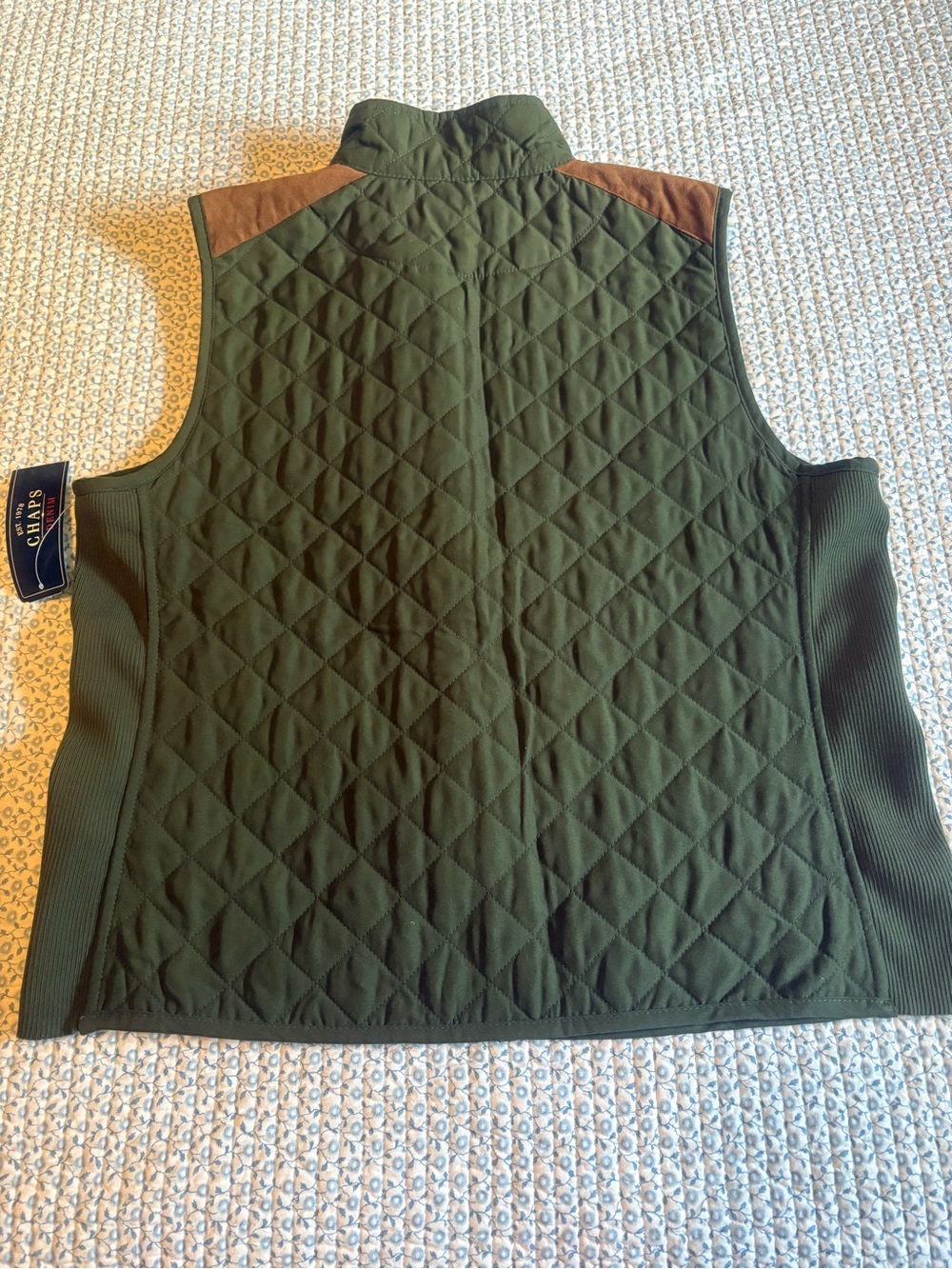 Chaps Quilted Vest Olive Green Suede Shoulder NWT - Picture 8 of 8
